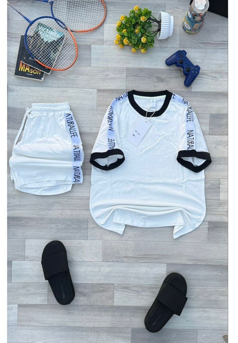 Ensemble de sport décontracté