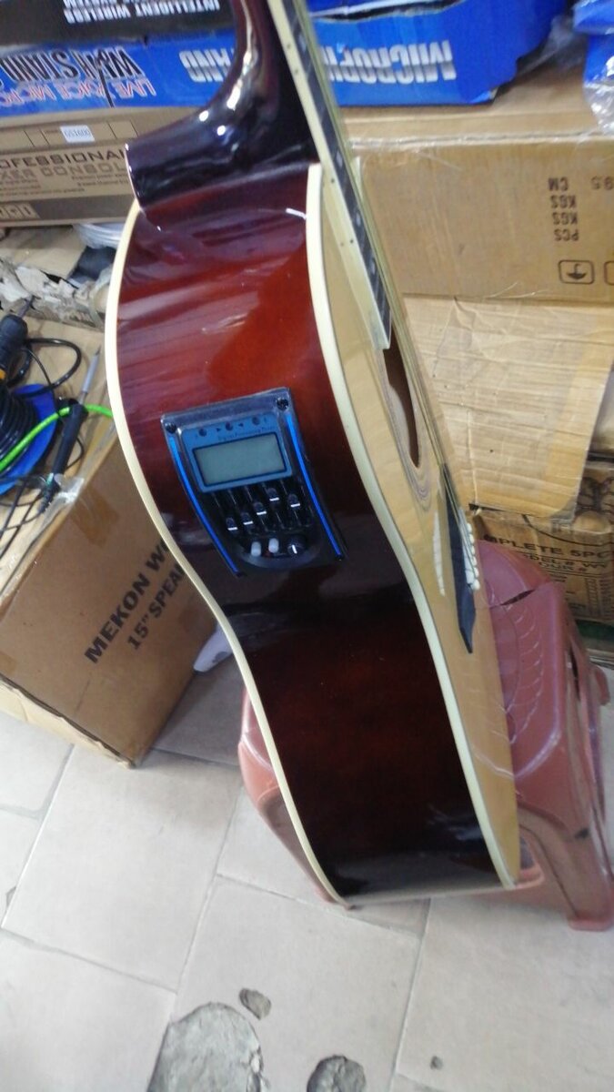 Yamaha Acoustic Guitar