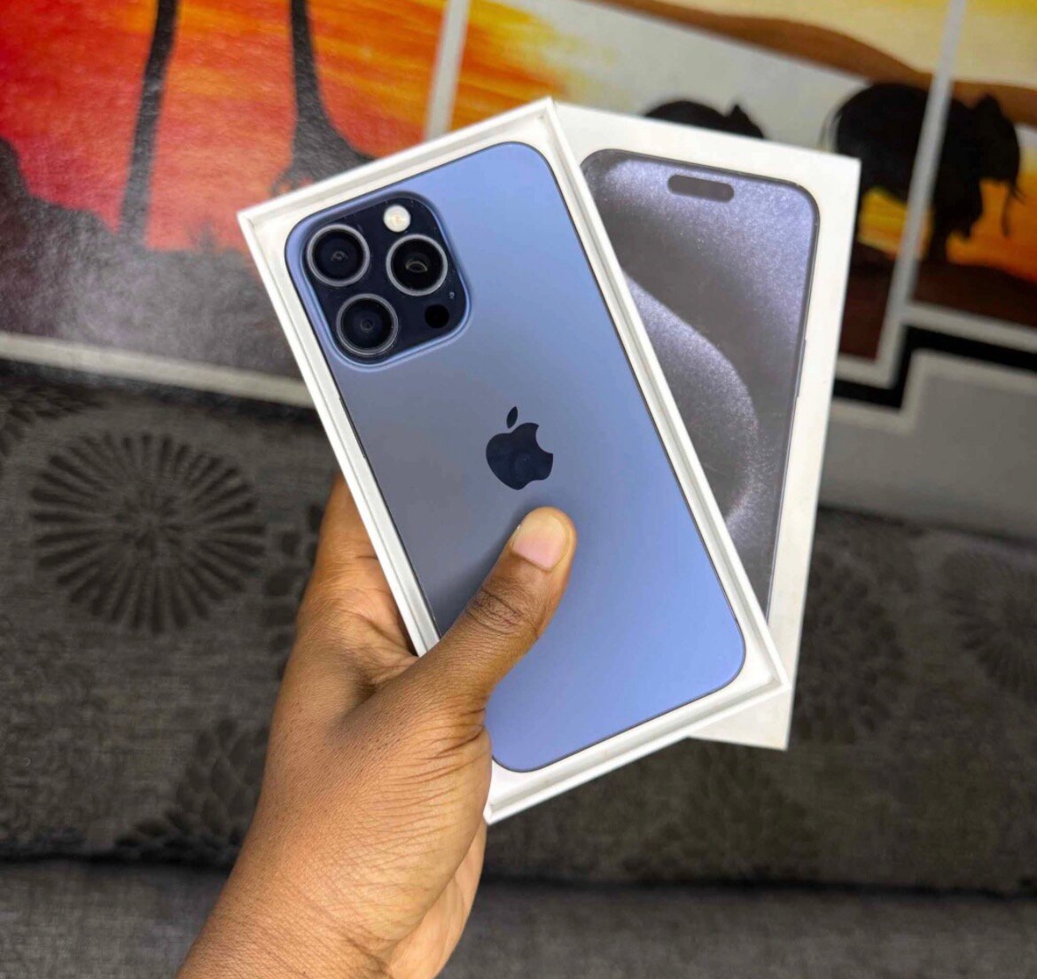 iPhone 15 Pro Max 256GB Bleu Neuf