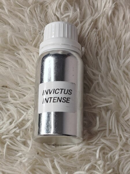 Parfum Invictus Intense