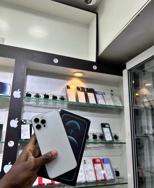 iPhone 12 Pro Blanc Neuf