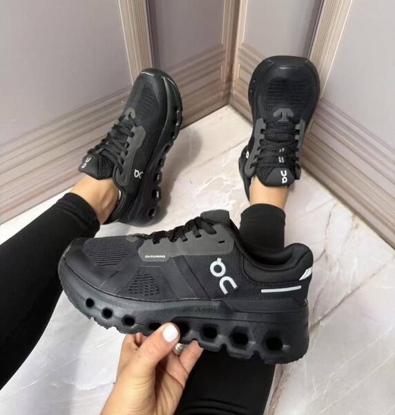 Chaussures de course McQueen