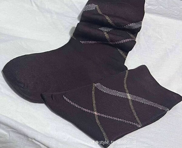 Chaussettes à carreaux élégantes
