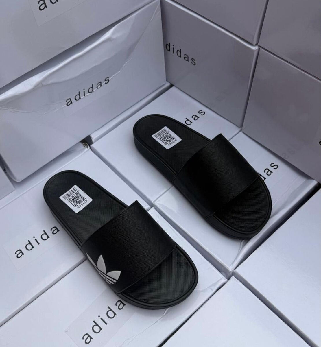 Claquettes Adidass confortables