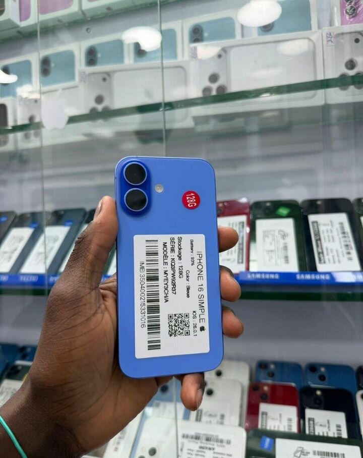 Coque iPhone 13 Apple