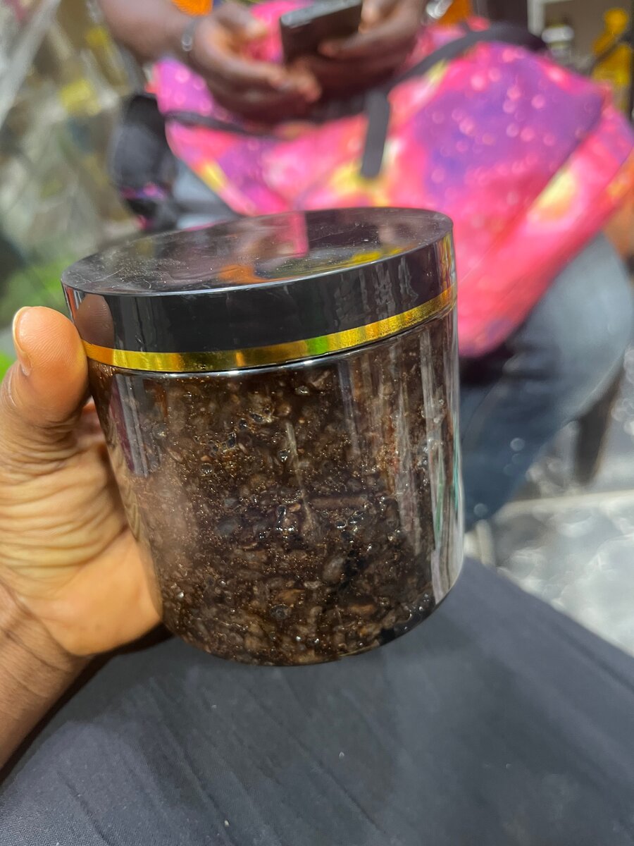 Savon et crème corporelle