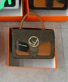 Sac à main élégant femme