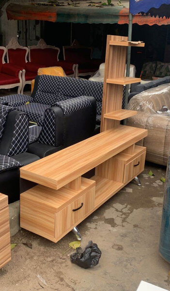 Étagère TV moderne en bois