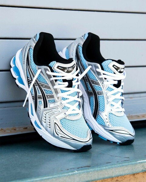 Baskets de course ASICS