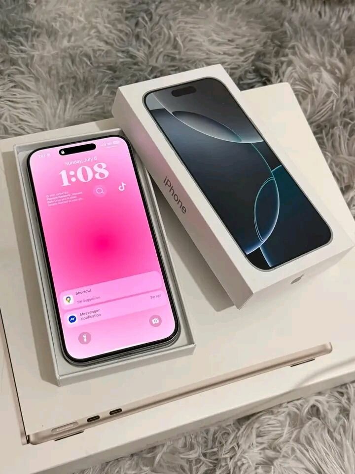 iPhone 15 Pro blanc