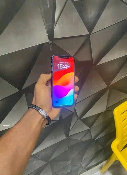 iPhone 12 Bleu 64 Go