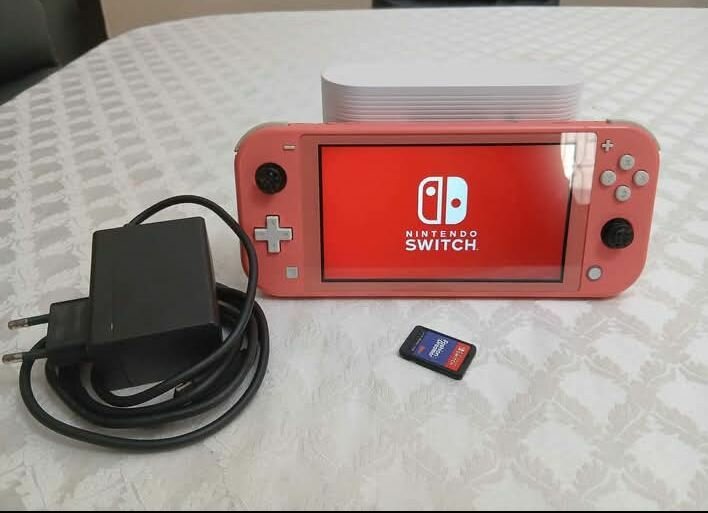 Nintendo Switch Lite Corail