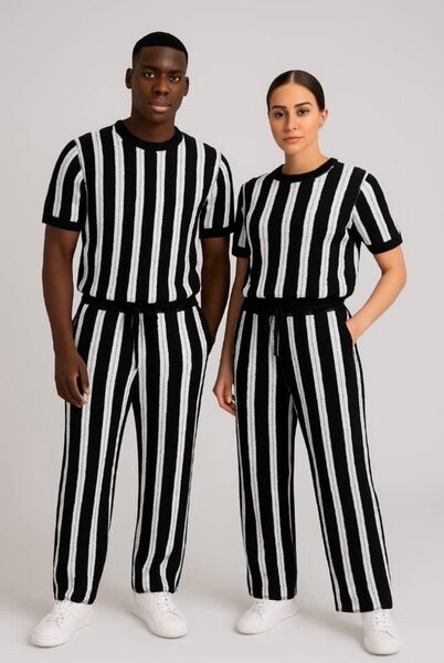 Tenue décontractée à rayures