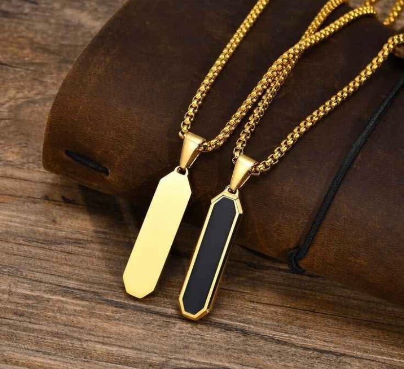 Collier pendentif plaqué or