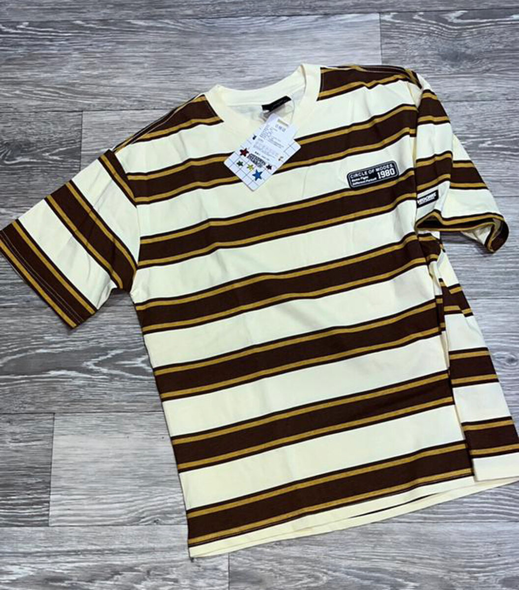 T-shirt blanche motif graphique