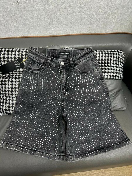 Short en jean noir élégant