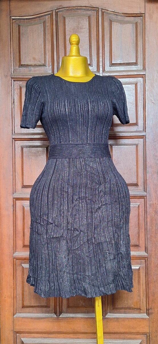 Robe élégante côtelée