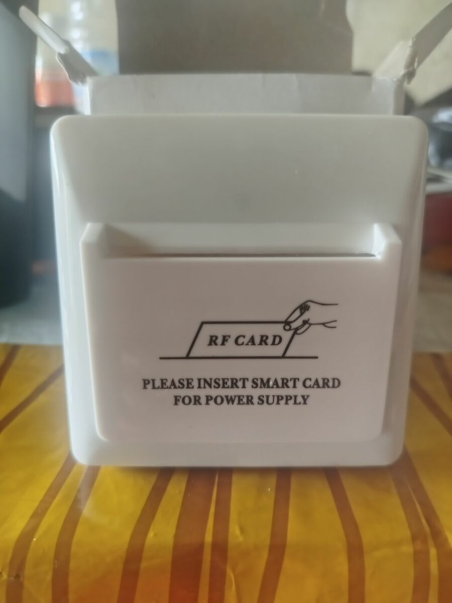 Interrupteur spécial hôtel