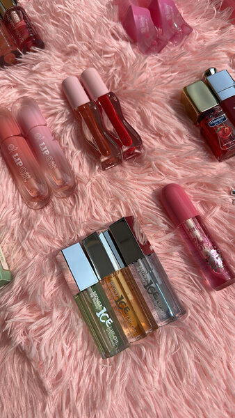 Ensemble de brillants à lèvres