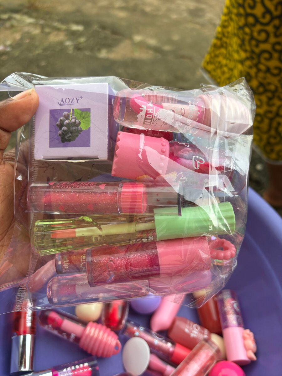 Lot de Baumes à Lèvres Colorés