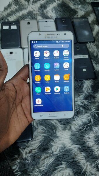 Samsung Galaxy J7 - Smartphone d'occasion