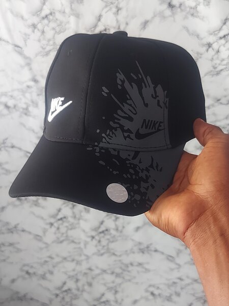 Casquette Nike noire moderne