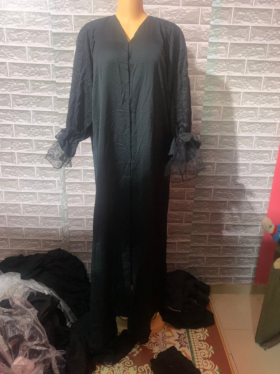 Robe longue élégante noire