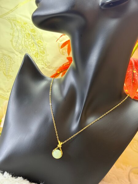 Collier en or plaqué