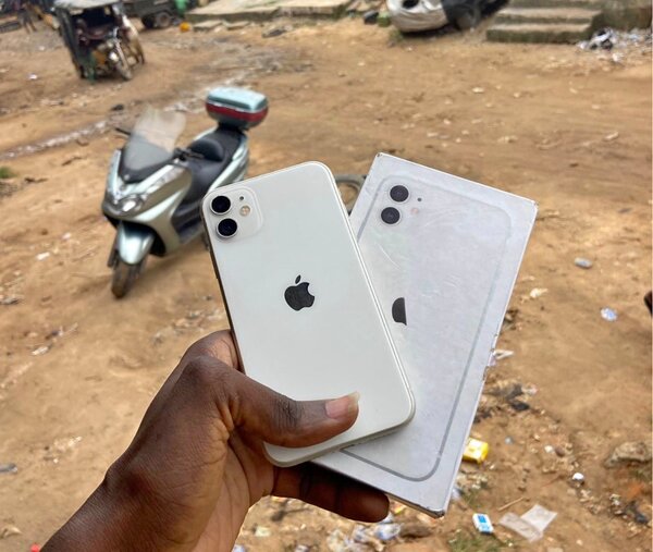 iPhone 11 - Smartphone 128 Go