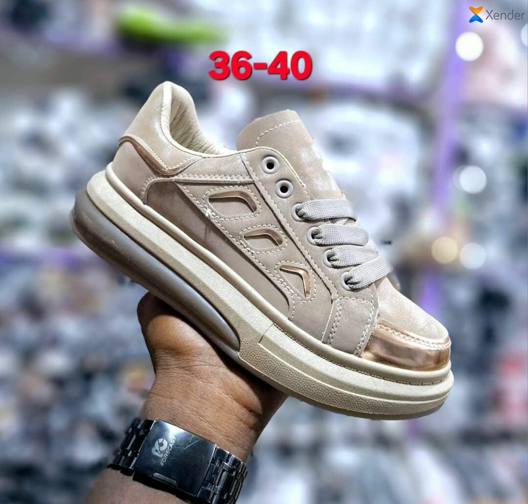 Sneakers modernes DEERHIN