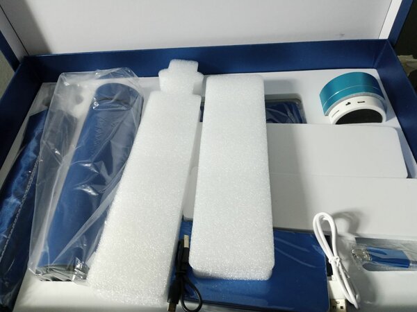 Coffret cadeau d'affaires bleu