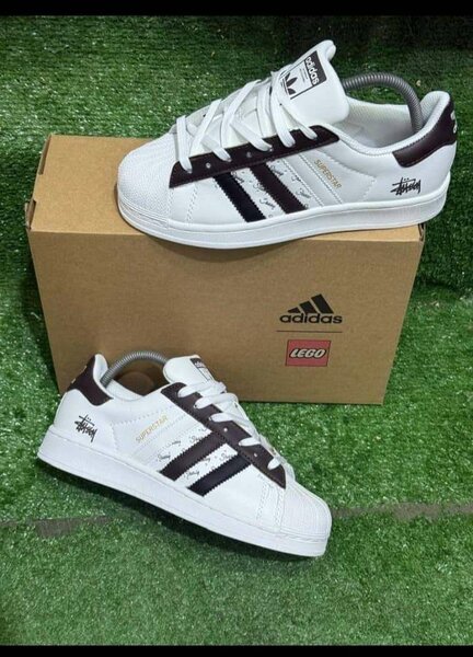 Baskets blanches style urbain