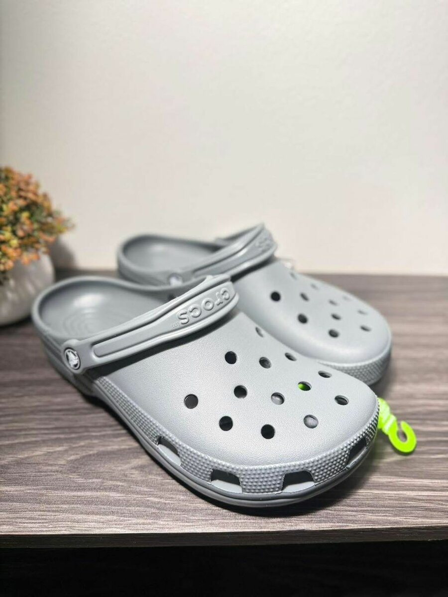 Crocs