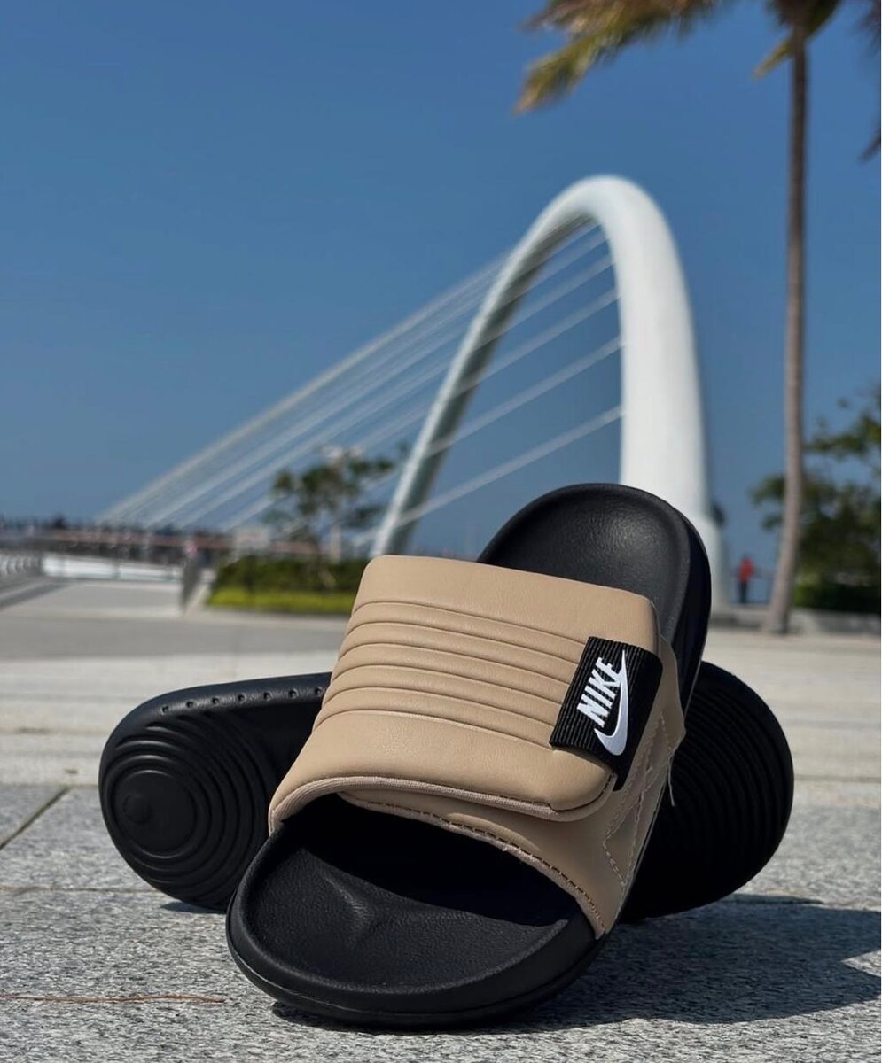 Claquettes confortables Nike