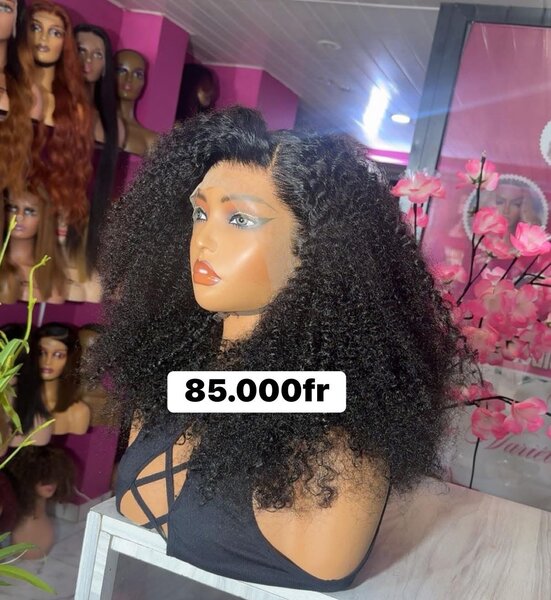 Perruque Bouclée Luxe Femme