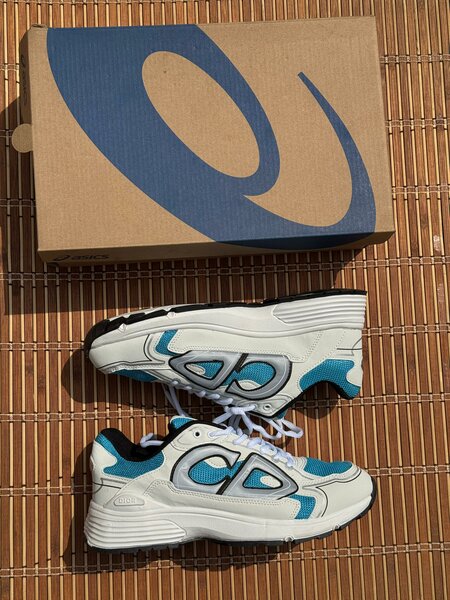 Chaussures de sport modernes