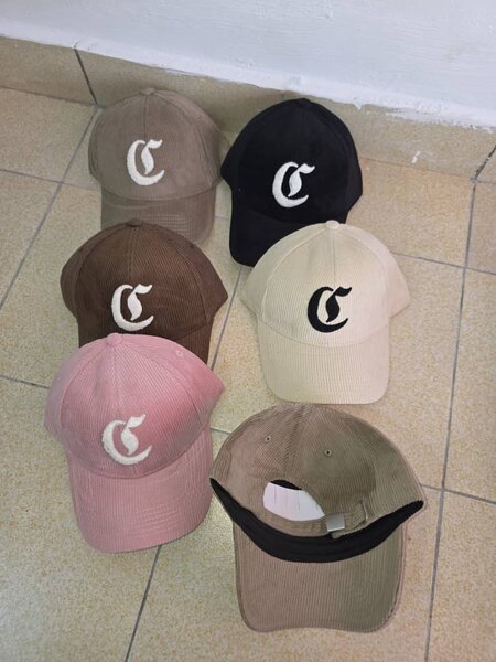 Casquettes en velours côtelé