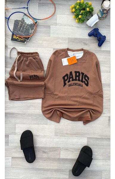 Ensemble de sport décontracté