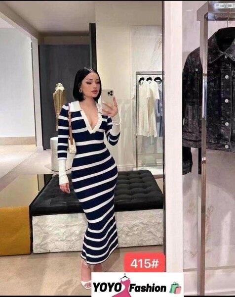 Robe Longue Rayée Élégante