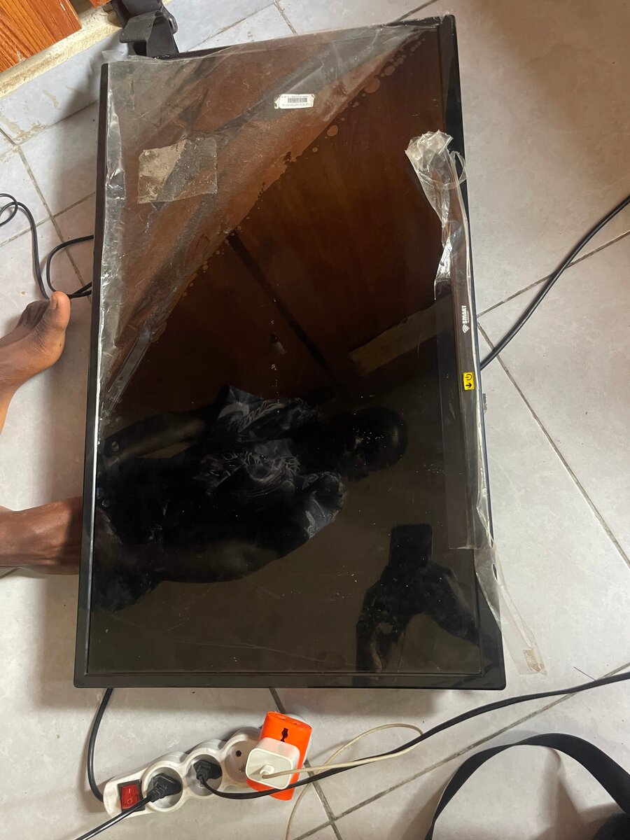 Téléviseur LED 32 pouces