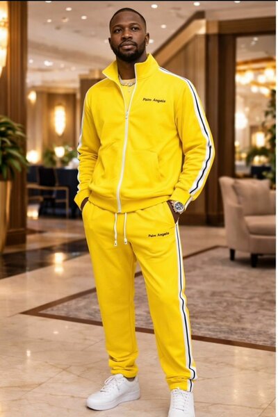 Ensemble de survêtement jaune