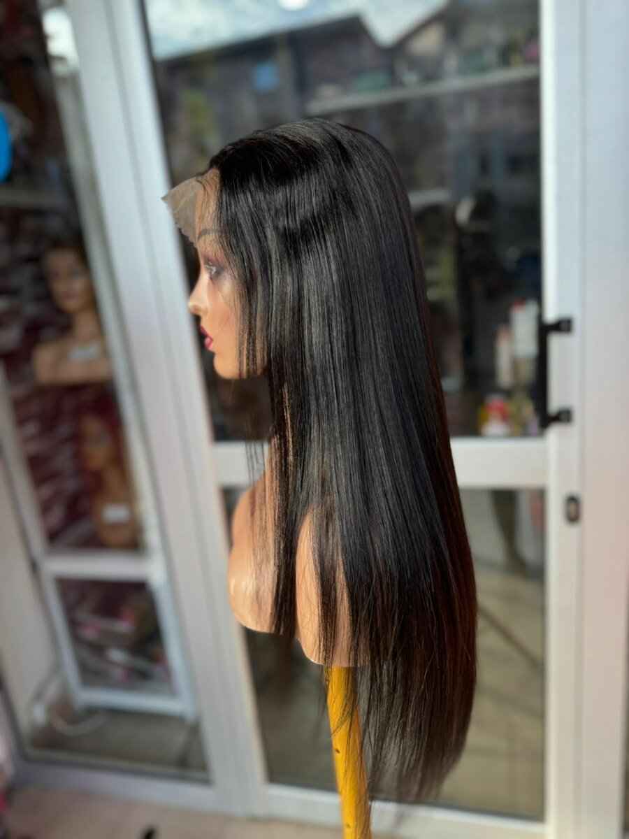 Perruque lisse qualité naturel