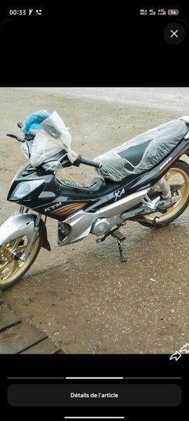 Moto KTM X4 sportive