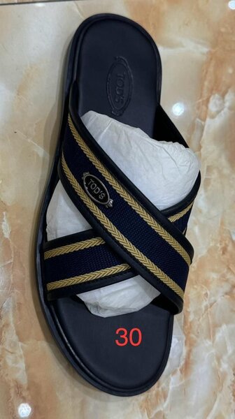 Sandales plates noires pour homme