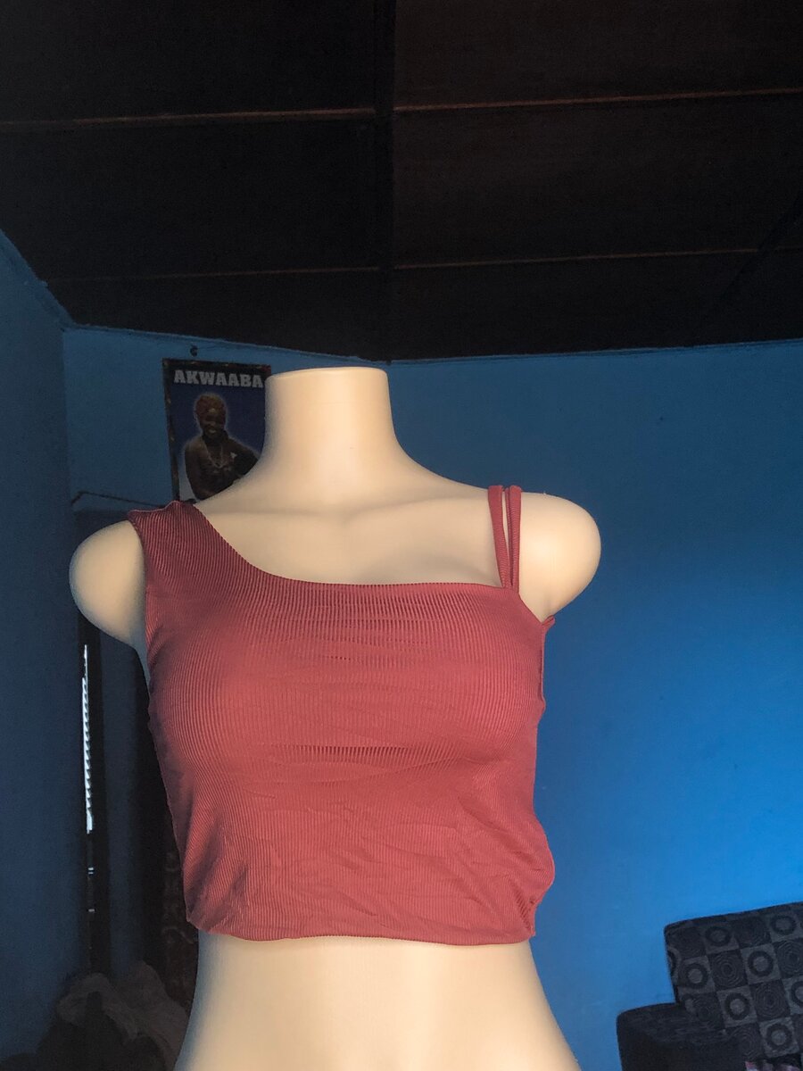 Top asymétrique femme tendance