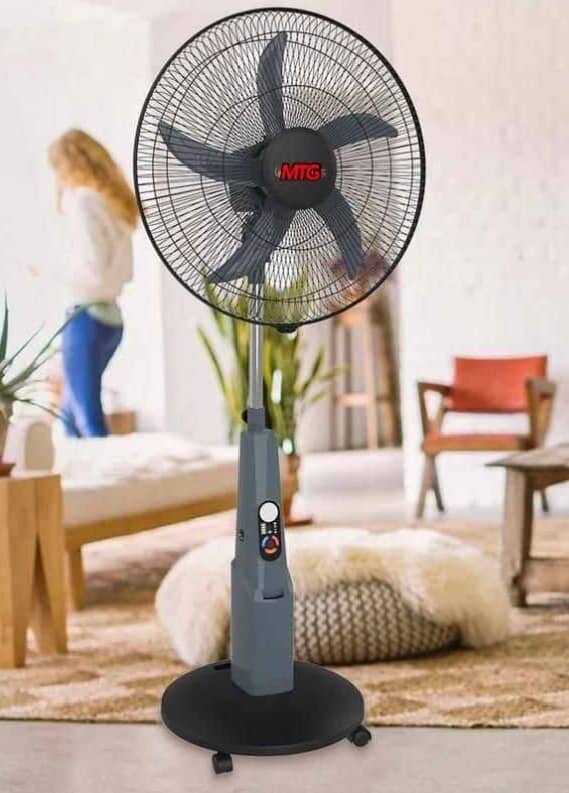Ventilateur sur pied télécommandé
