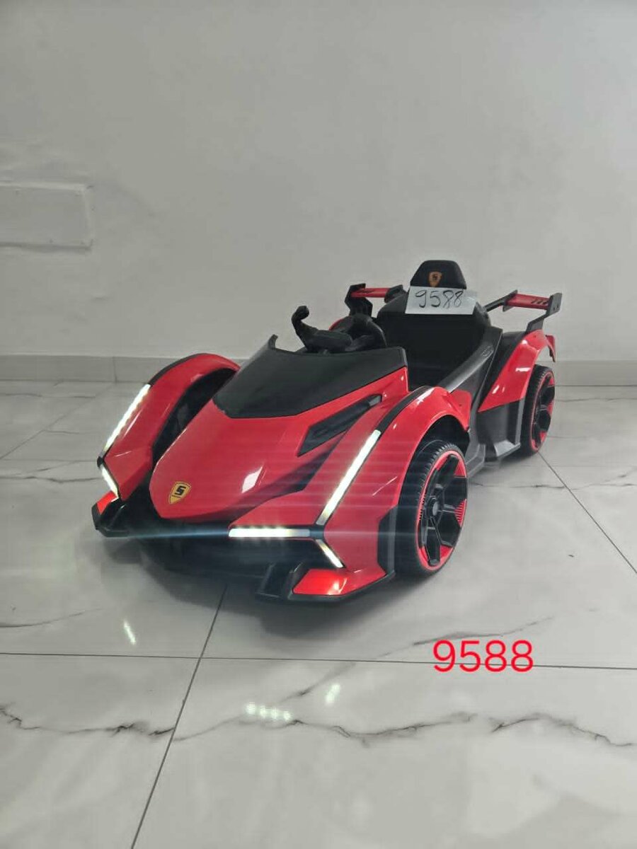 Voiture électrique enfant rouge