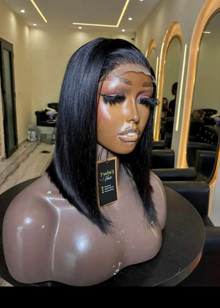 Perruque Bob Noir Élégant