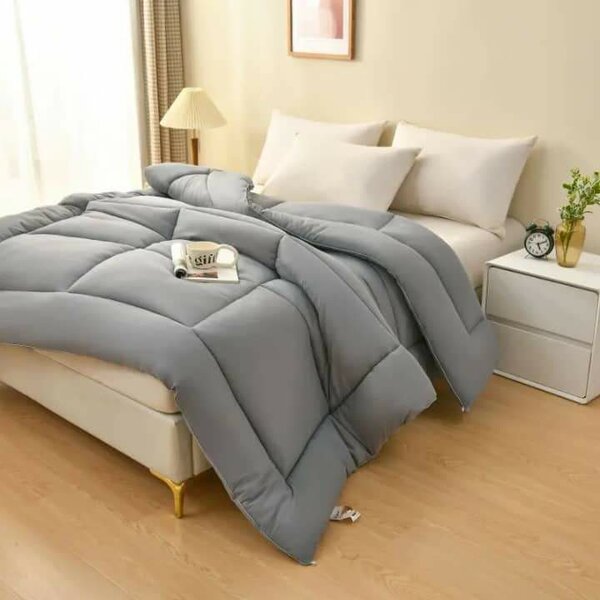 Couette Grise Confortable