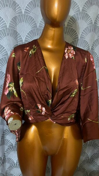 Blouse fleurie élégante